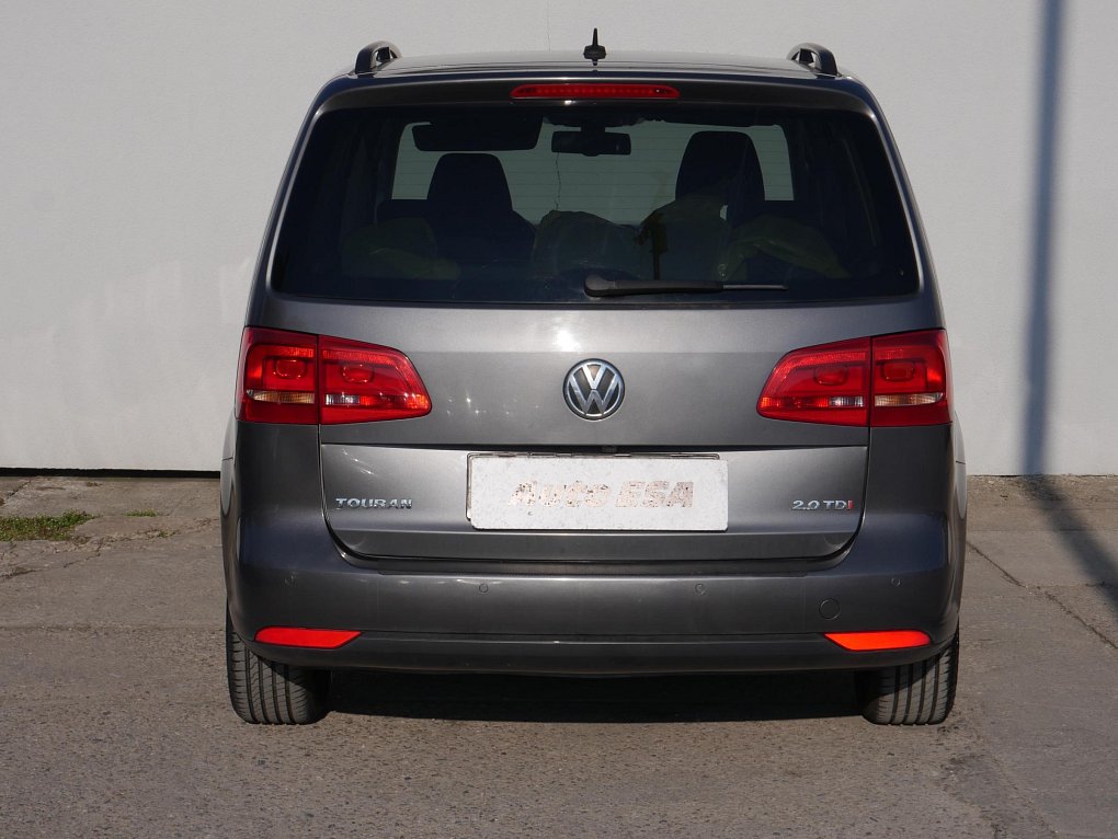 Volkswagen Touran 2.0 TDi 