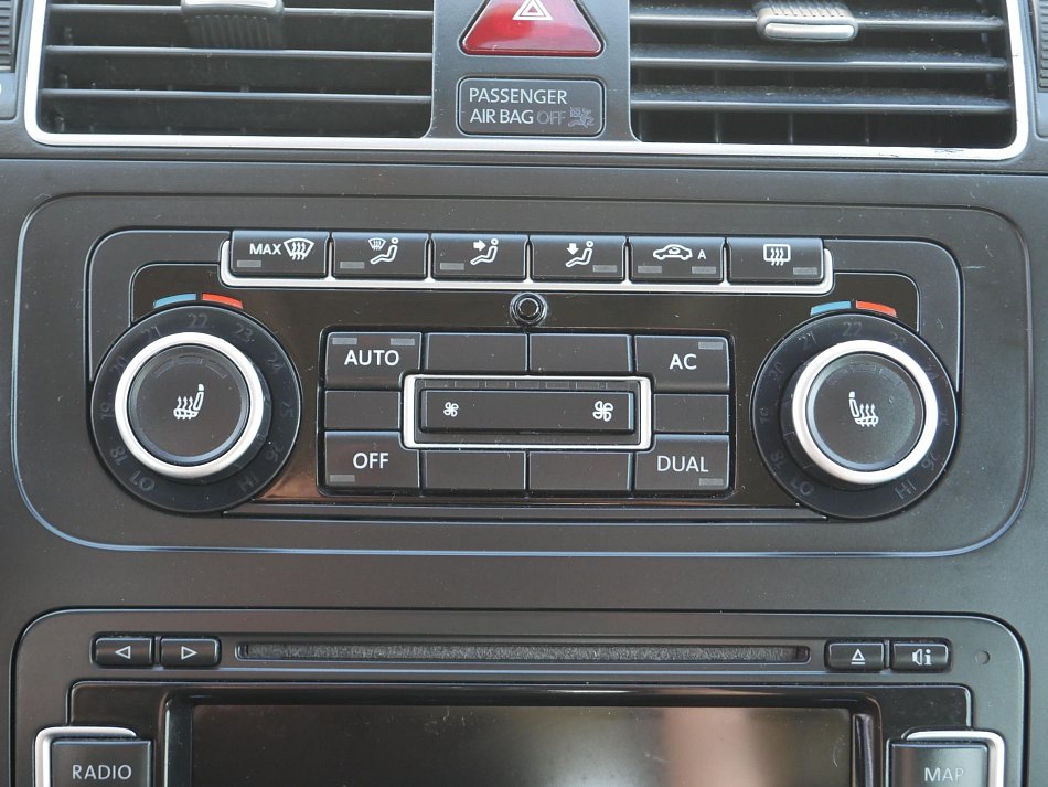 Volkswagen Touran 2.0 TDi 