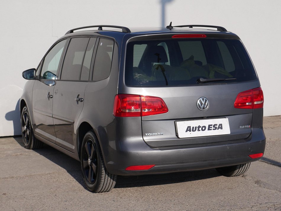 Volkswagen Touran 2.0 TDi 