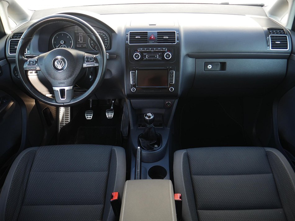 Volkswagen Touran 2.0 TDi 