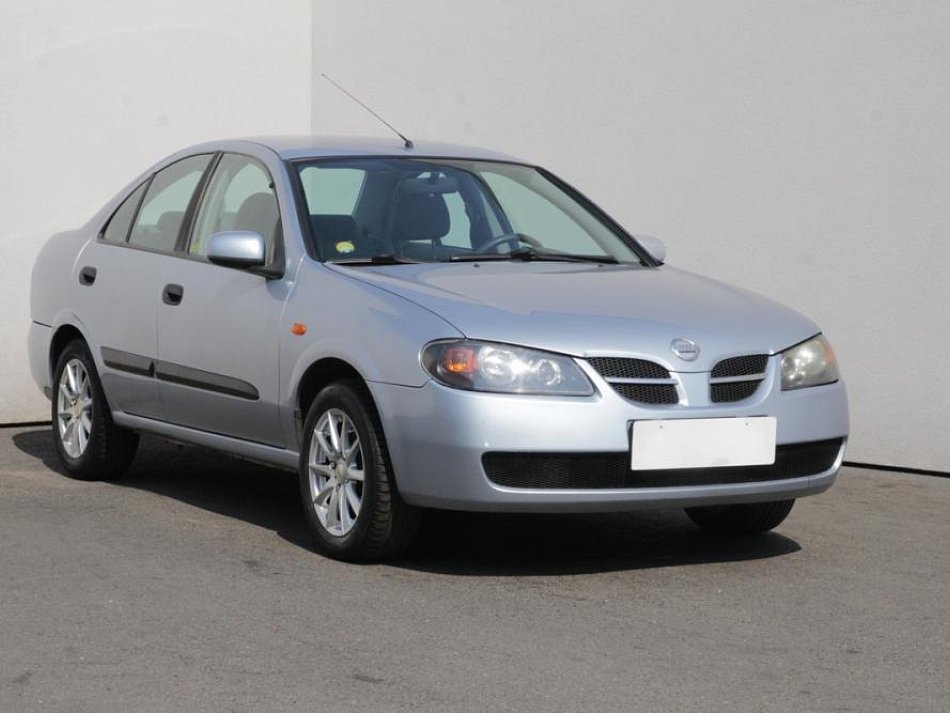 Nissan Almera 1.5 16V 