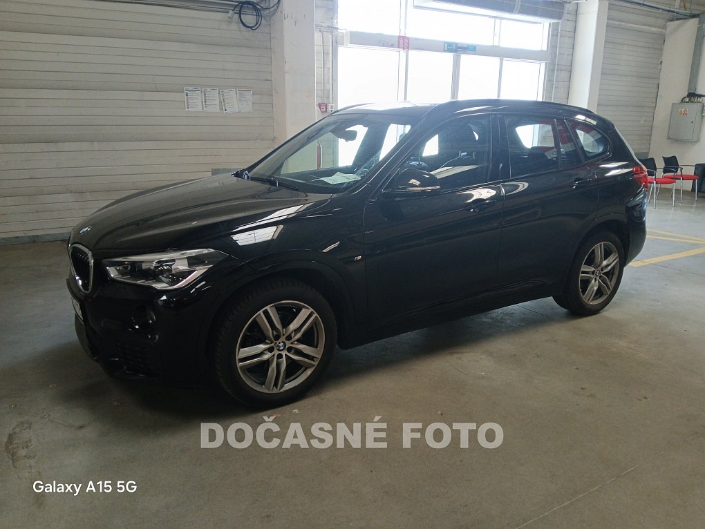 BMW X1 18D 