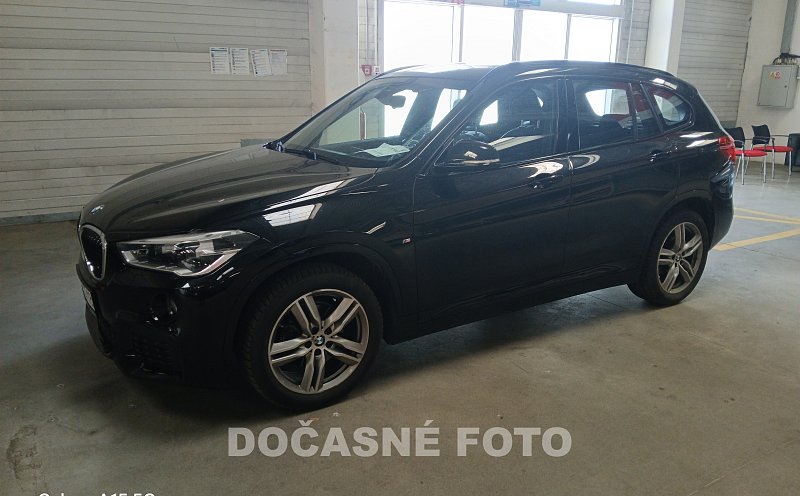BMW X1 18D 