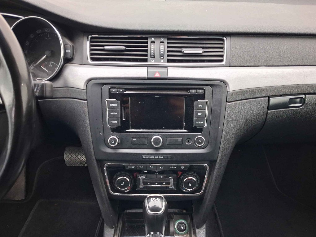 Škoda Superb II 2.0 TDi Elegance