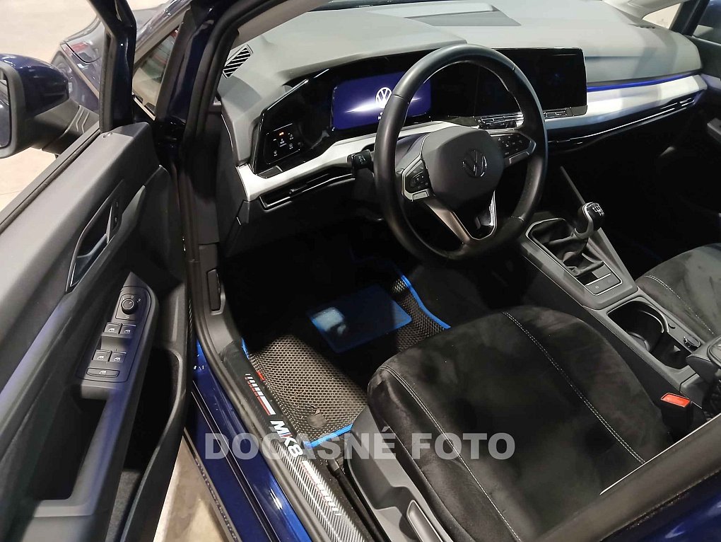 Volkswagen Golf 1.5. 