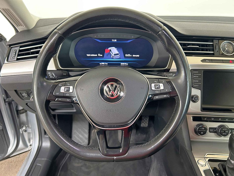 Volkswagen Passat 2.0 TDi 