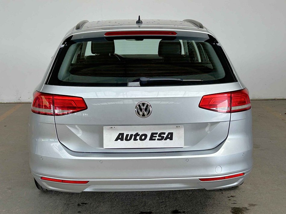 Volkswagen Passat 2.0 TDi 