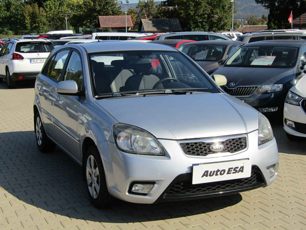 Kia Rio 1.4i 