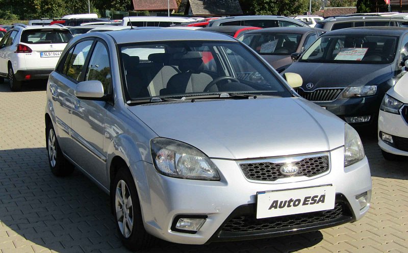 Kia Rio 1.4i 