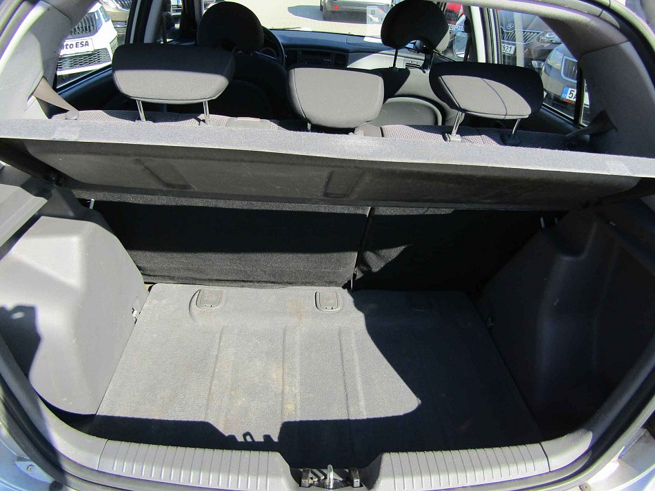 Kia Rio 1.4i 