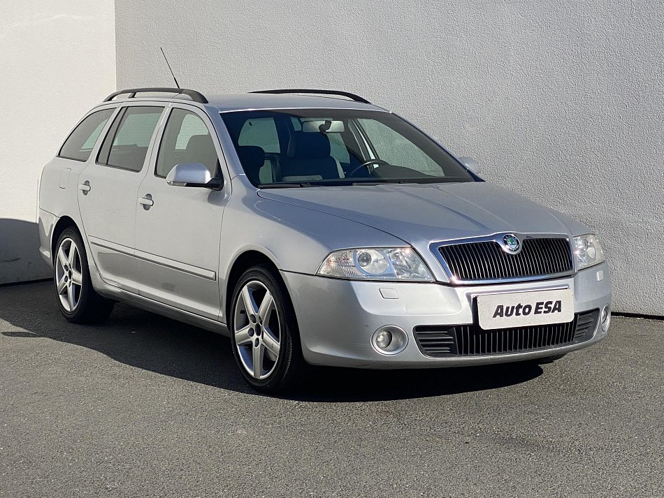 Škoda Octavia II 2.0 TDi  RS