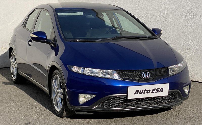 Honda Civic 1.8 i-VTEC Sport