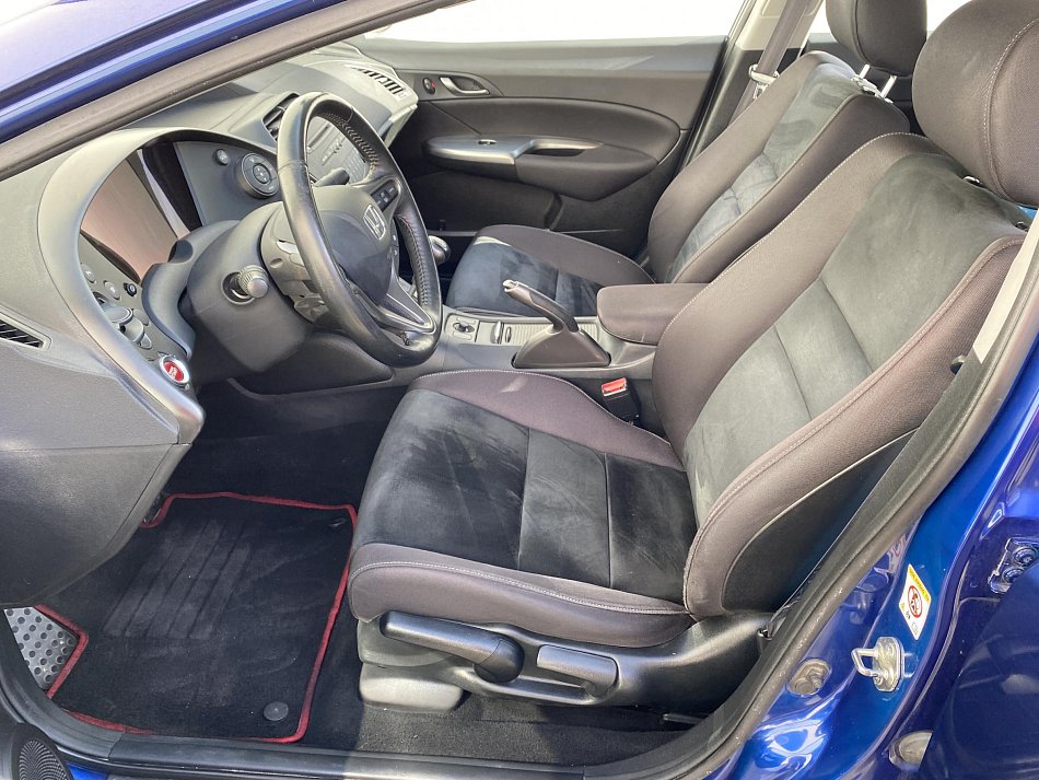 Honda Civic 1.8 i-VTEC Sport