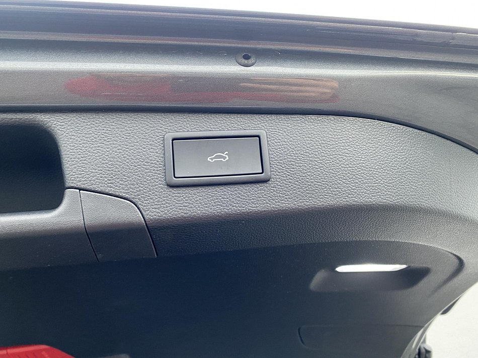 Škoda Superb IV 2.0 TDi Selection