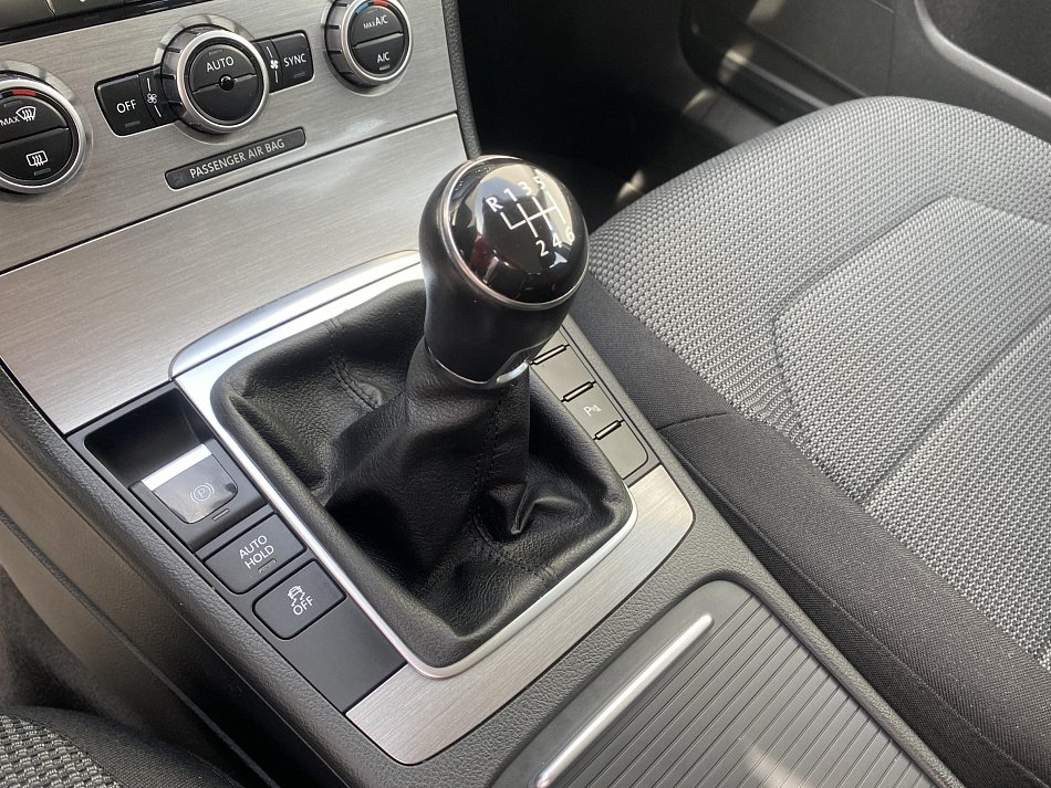 Volkswagen Passat 1.6 TDi Comfortline