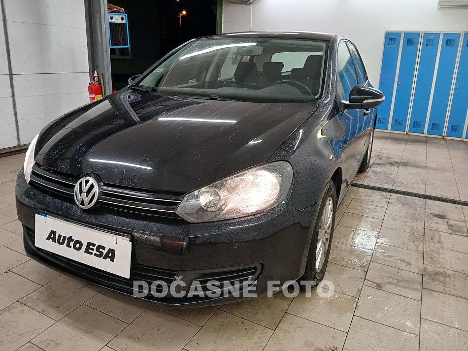 Volkswagen Golf 1.6 TDi 