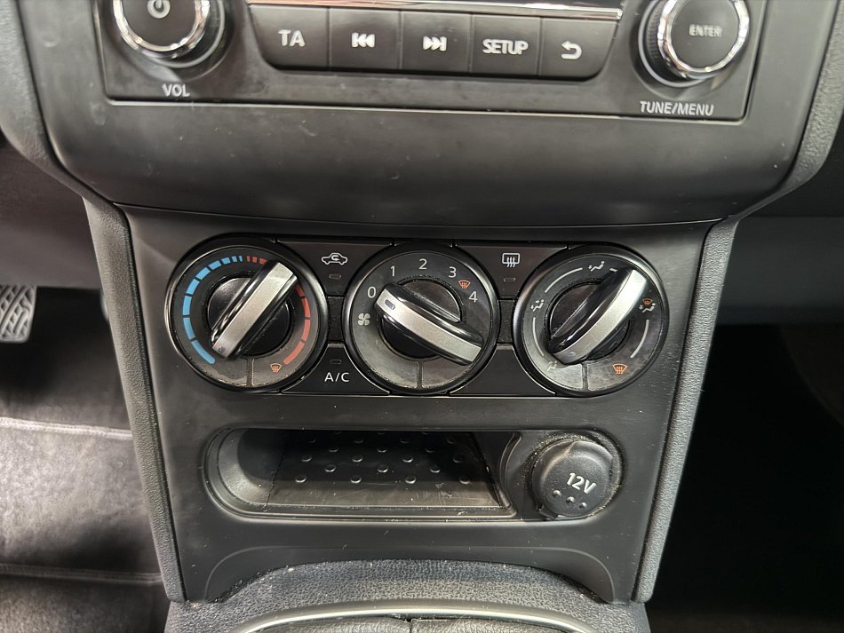 Nissan Qashqai 1.6i 