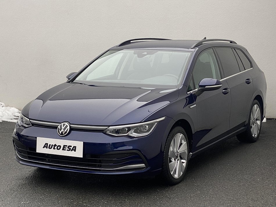 Volkswagen Golf 1.5 e-TSi Style