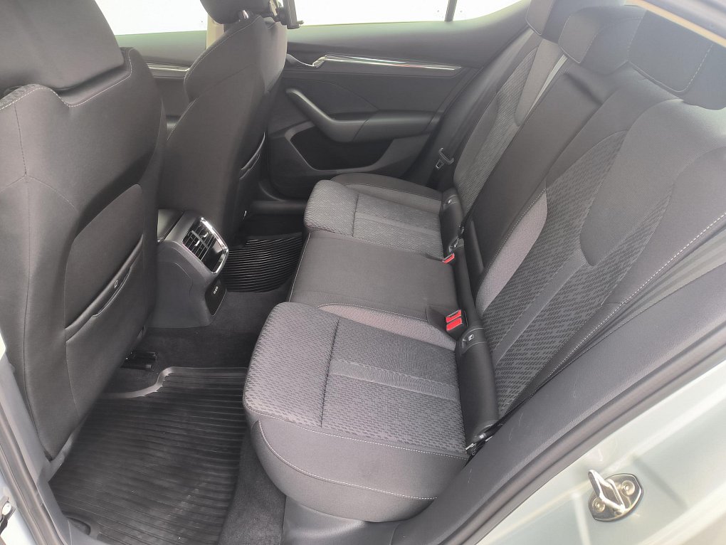 Škoda Octavia IV 1.5 TSi Style