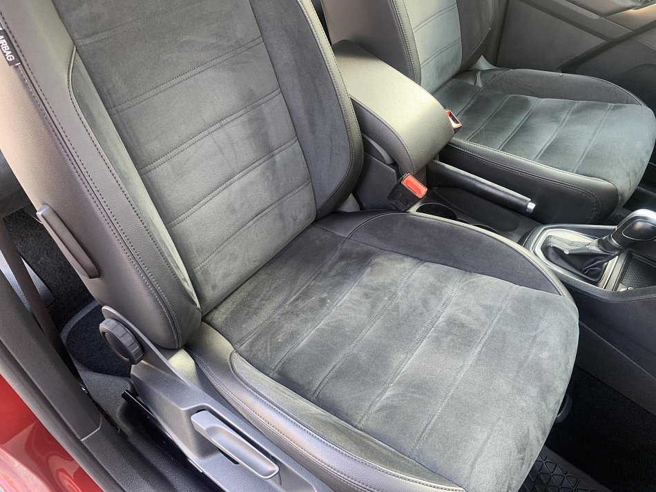 Volkswagen Caddy 2.0TDi Highline 4x4 MAXi 7míst