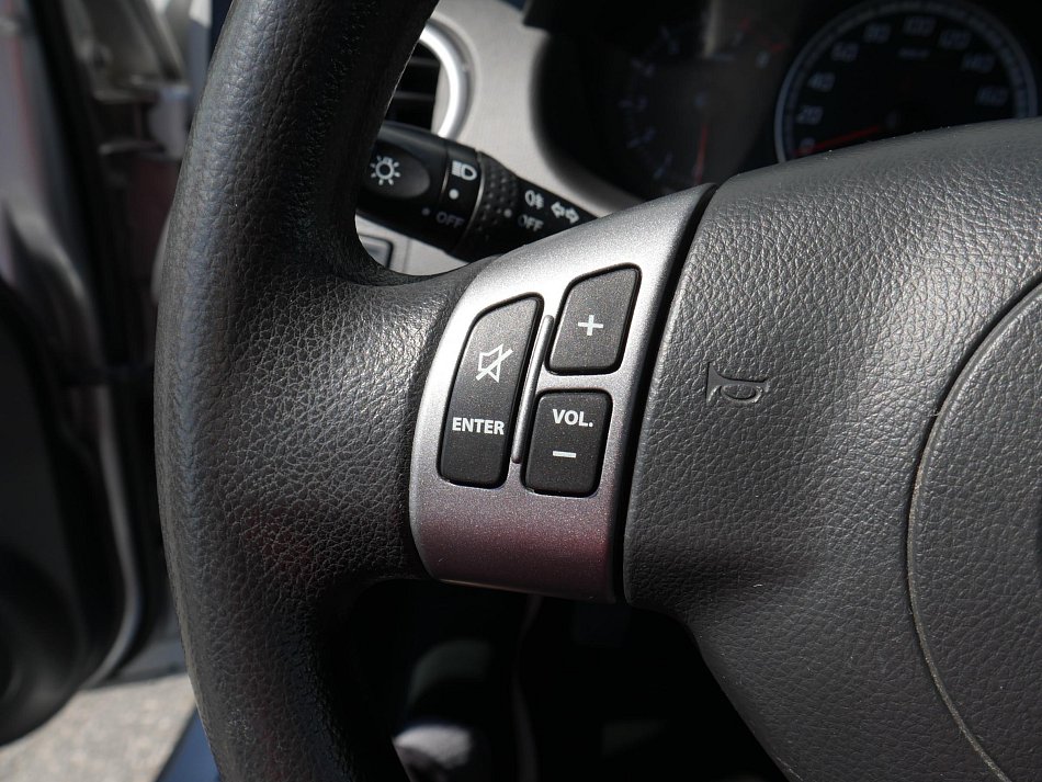 Suzuki Swift 1.3i 