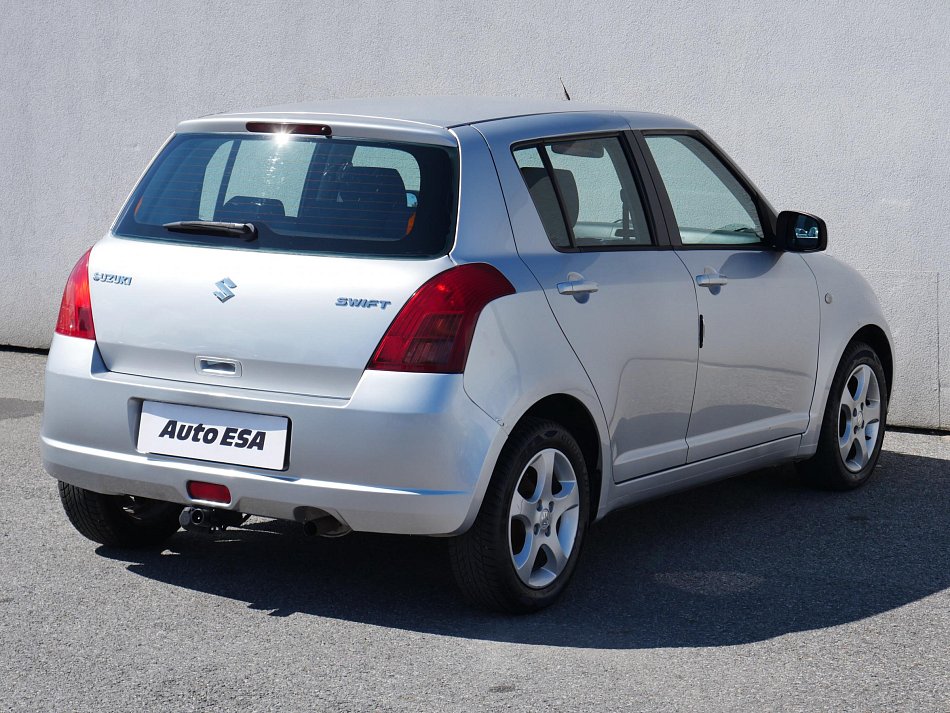 Suzuki Swift 1.3i 