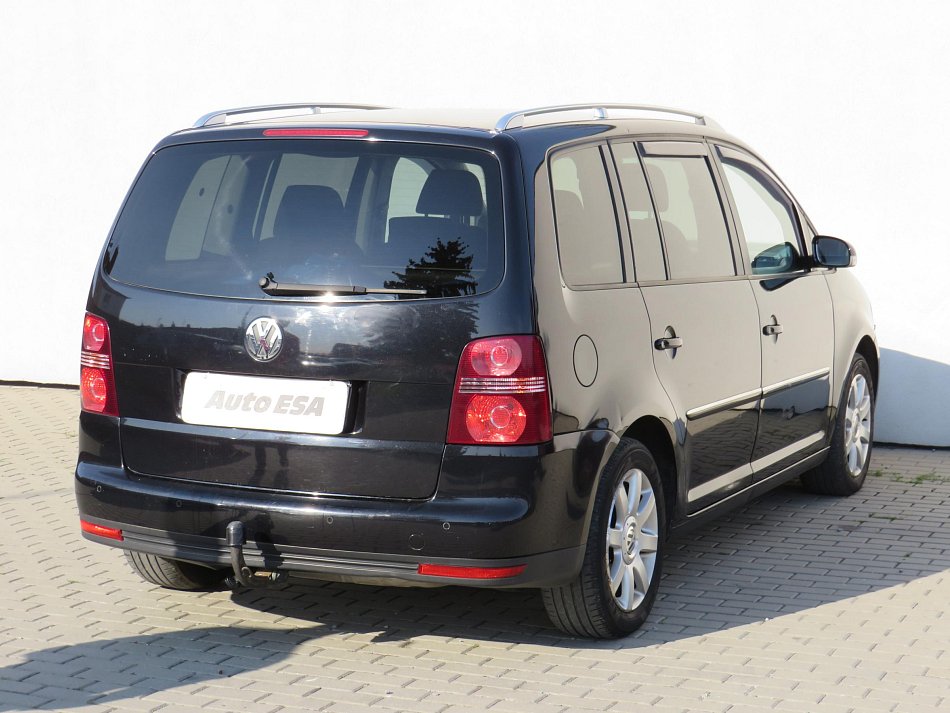 Volkswagen Touran 2.0 TDi Highline