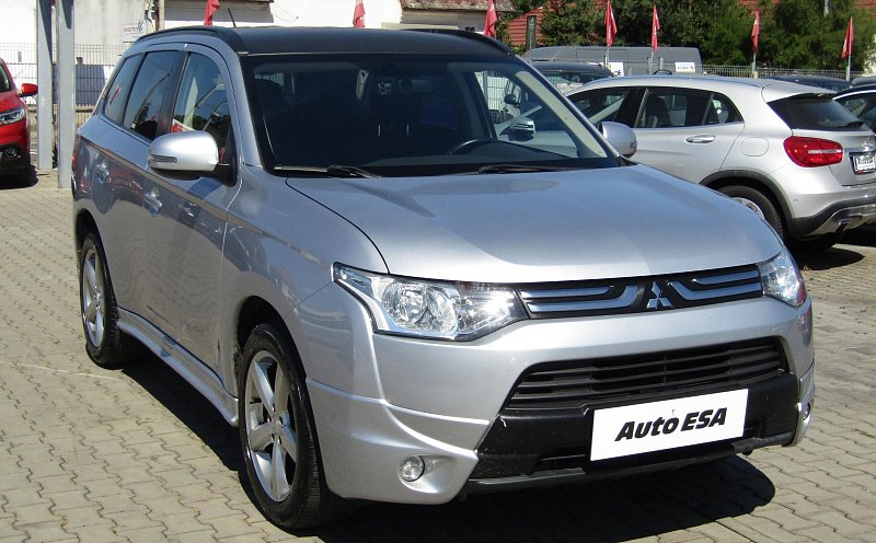 Mitsubishi Outlander 2.0 MIVEC  4x4