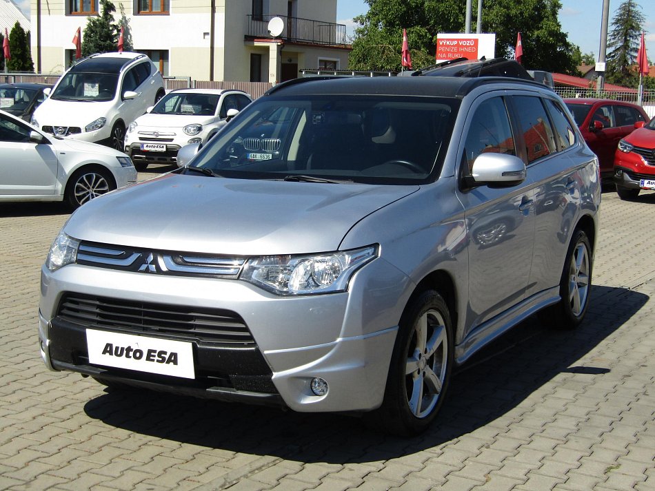 Mitsubishi Outlander 2.0 MIVEC  4x4