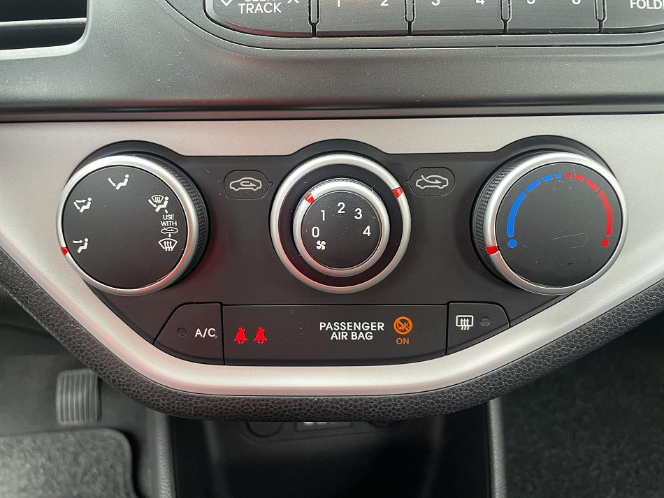 Kia Picanto 1.0i 