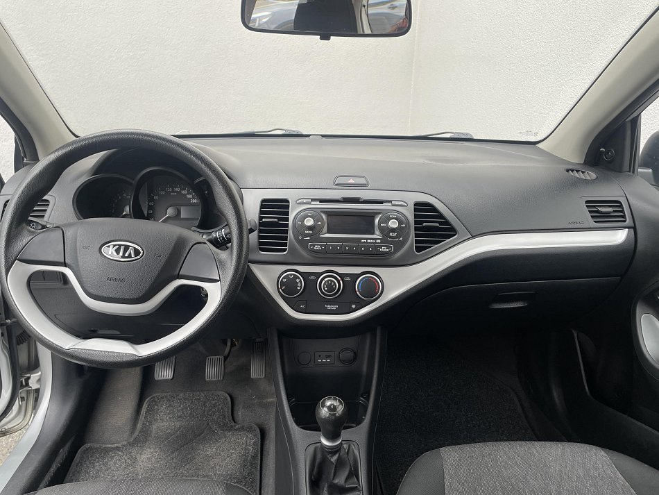 Kia Picanto 1.0i 