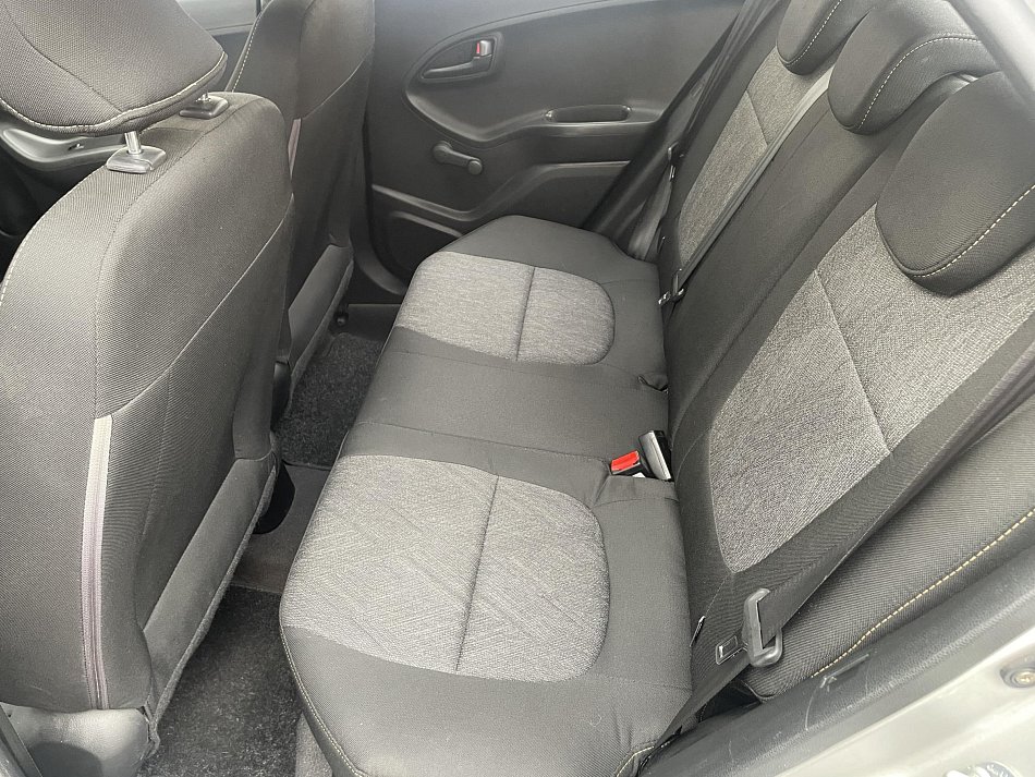 Kia Picanto 1.0i 