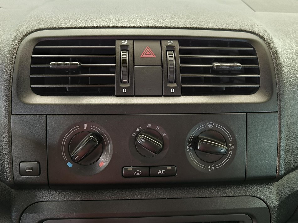 Škoda Fabia II 1.4 16V Ambiente