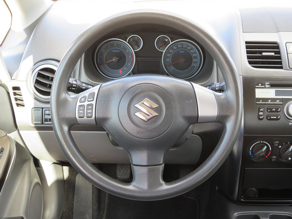 Suzuki SX4 1.6i  4x4