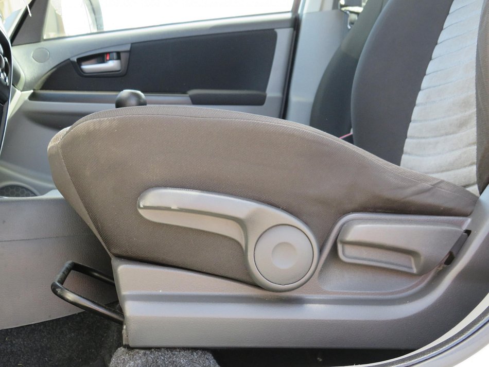 Suzuki SX4 1.6i  4x4