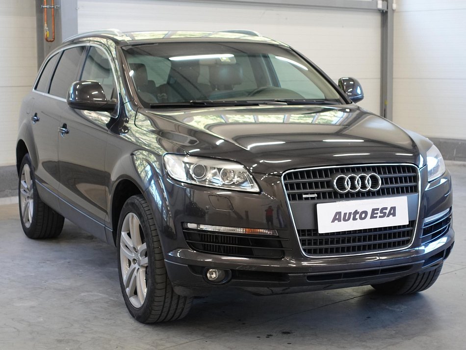 Audi Q7 3.0TDi  Quattro