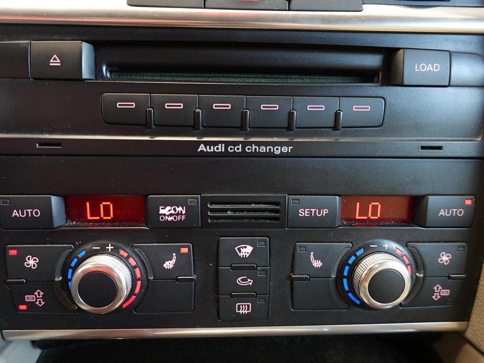 Audi Q7 3.0TDi  Quattro