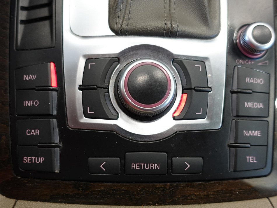 Audi Q7 3.0TDi  Quattro