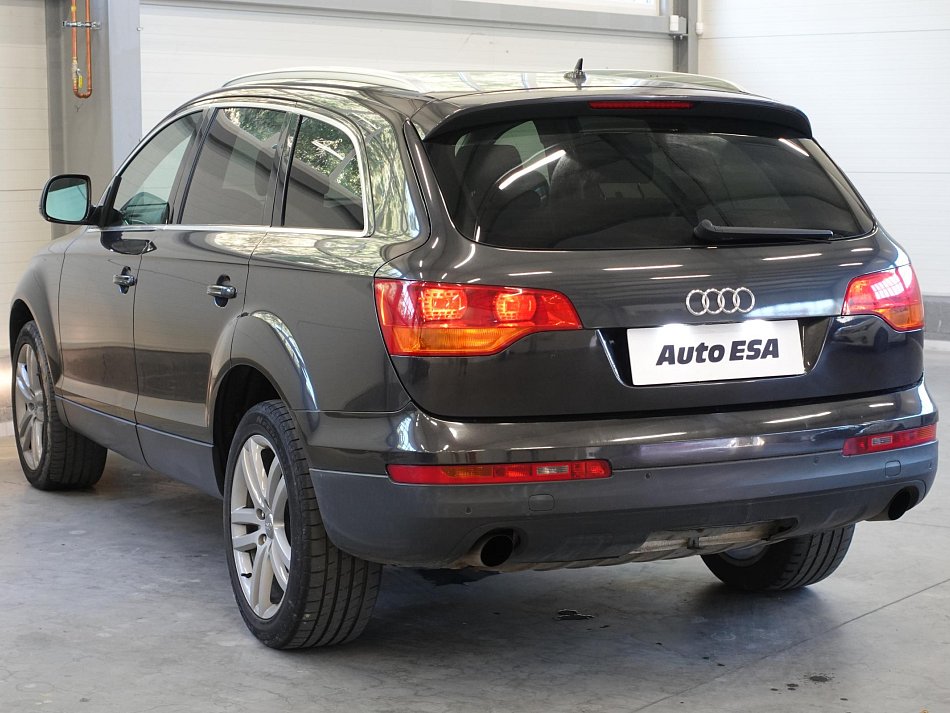 Audi Q7 3.0TDi  Quattro