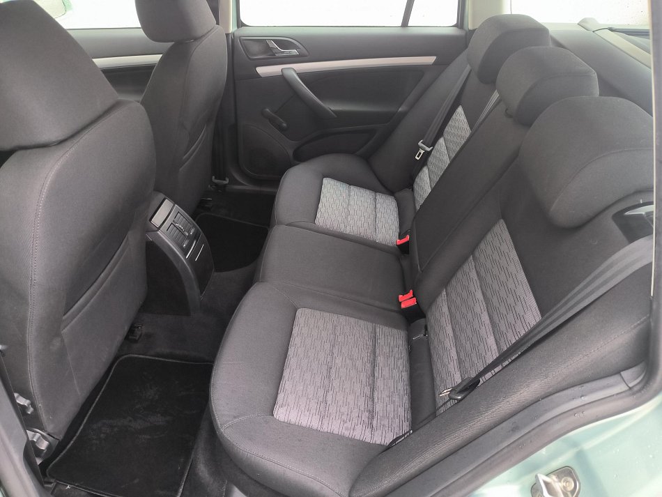 Škoda Octavia II 1.4 TSi Ambition