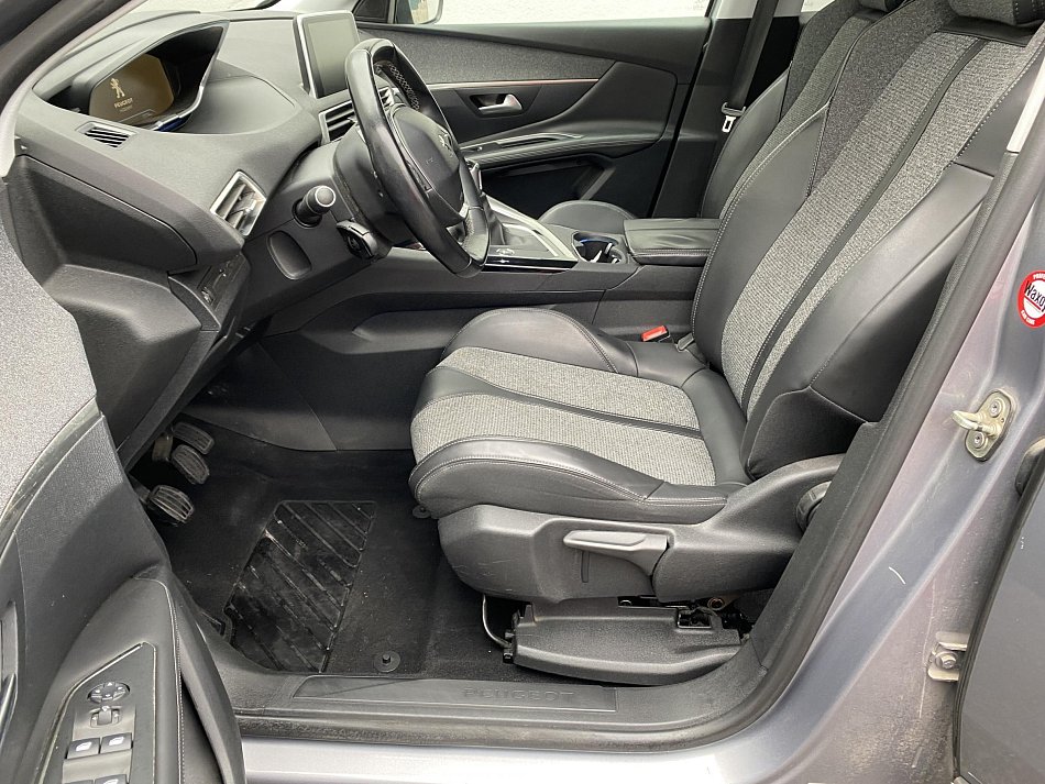 Peugeot 3008 1.5 HDi Allure