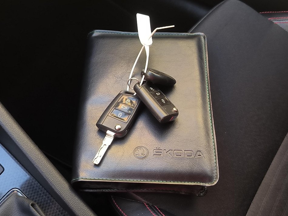 Škoda Octavia III 2.0TDi RS