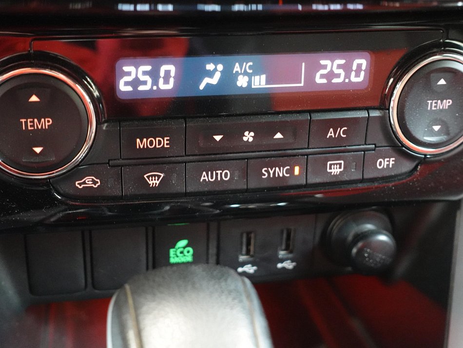 Mitsubishi Eclipse Cross 1.5 T-MIVEC Intense 4x4