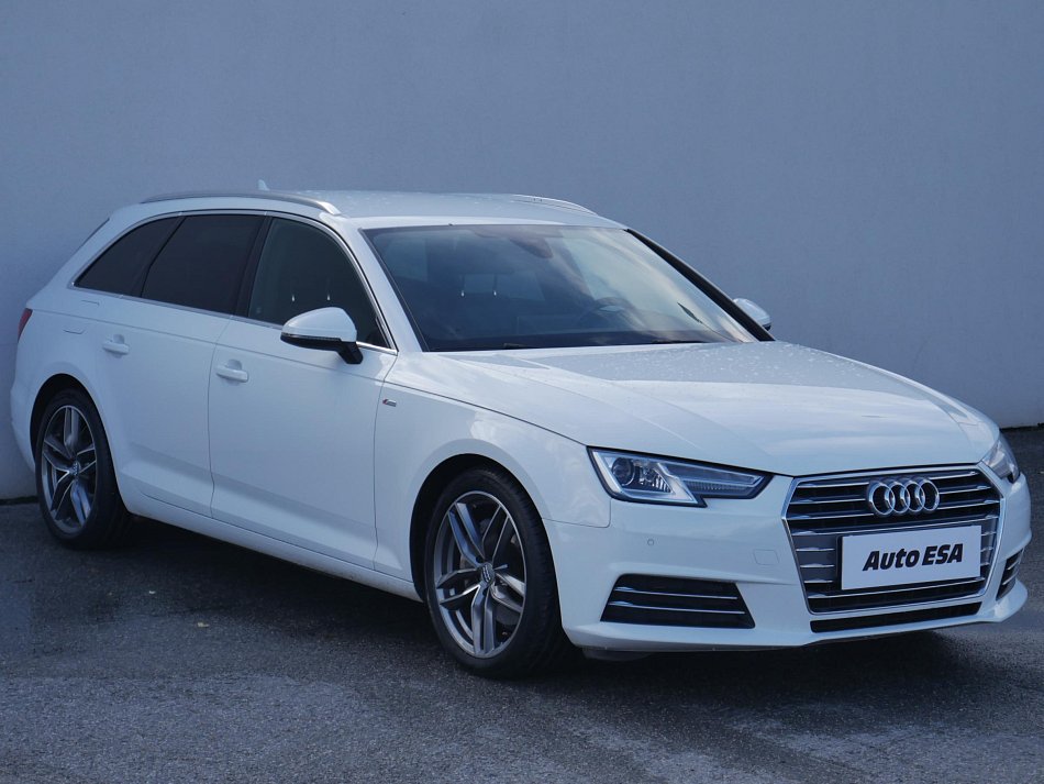 Audi A4 2.0 TDi S-line Quattro
