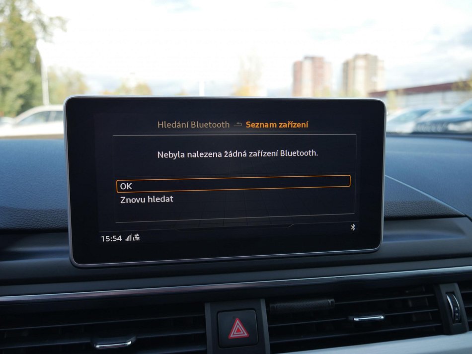 Audi A4 2.0 TDi S-line Quattro