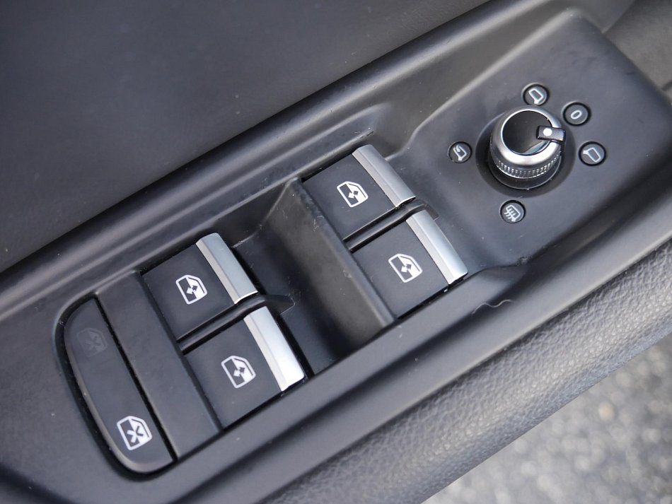 Audi A4 2.0 TDi S-line Quattro