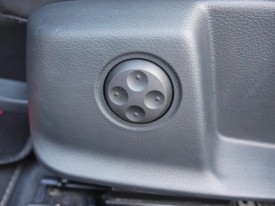 Audi A4 2.0 TDi S-line Quattro