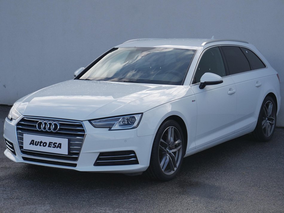 Audi A4 2.0 TDi S-line Quattro