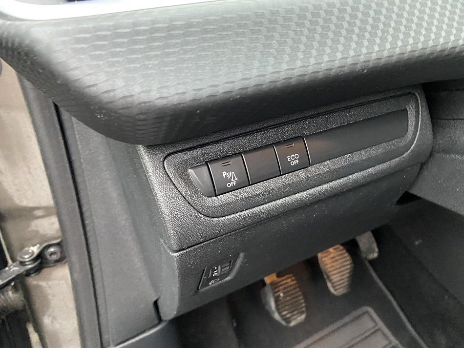 Peugeot 2008 1.6 HDi Allure