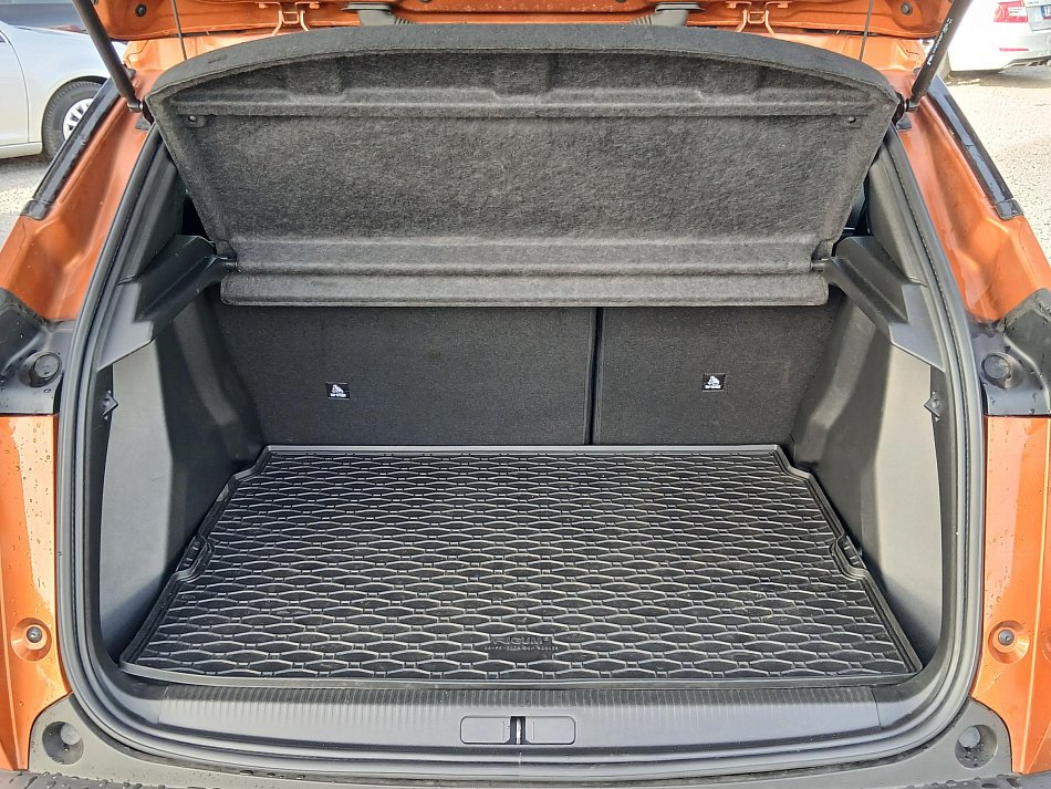 Peugeot 2008 1.2 PT Allure